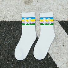 Cargar imagen en el visor de la galería, Black White Cotton Socks AB Side Don't Follow Me I'm Lost Creative Unisex Socks