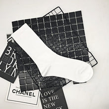 Cargar imagen en el visor de la galería, Black White Cotton Socks AB Side Don't Follow Me I'm Lost Creative Unisex Socks