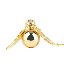 将图片加载到图库查看器,Luxury Smooth Golden Snitch Ball Quartz Pocket Watch