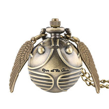 将图片加载到图库查看器,Luxury Smooth Golden Snitch Ball Quartz Pocket Watch