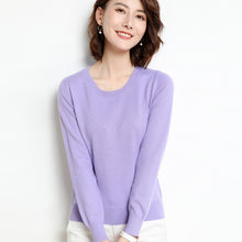 将图片加载到图库查看器,Emphasizing simplicity Ladies Knitted Sweater