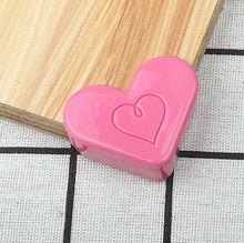 Cargar imagen en el visor de la galería, Baby Safety L Shape Transparent Protector