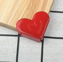 Cargar imagen en el visor de la galería, Baby Safety L Shape Transparent Protector