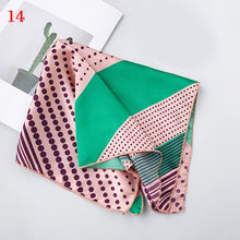 画像をギャラリービューアに読み込む, Fashion Polka Dot Leopard Silk Scarf