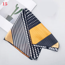 画像をギャラリービューアに読み込む, Fashion Polka Dot Leopard Silk Scarf