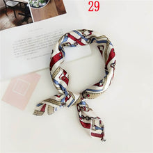 画像をギャラリービューアに読み込む, Fashion Polka Dot Leopard Silk Scarf