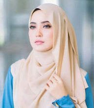 Charger l'image dans la galerie, Women Plain Bubble Chiffon Hijab Scarf Head Wraps