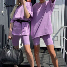 将图片加载到图库查看器,Casual solid outfits with belt