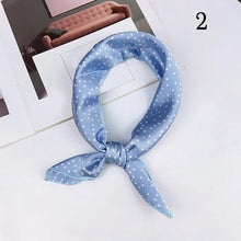画像をギャラリービューアに読み込む, Fashion Polka Dot Leopard Silk Scarf
