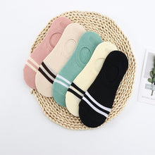 将图片加载到图库查看器,Cute Harajuku Animal Socks