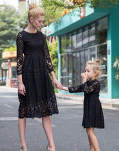 将图片加载到图库查看器，Mom and Daughter Lace Princess Dress Family Matching
