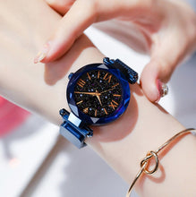 Kép betöltése a galériamegjelenítőbe: Luxury Starry Sky Women Watches
