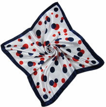 Kép betöltése a galériamegjelenítőbe: New 50*50 Elegant Spring Printed Silk Scarf
