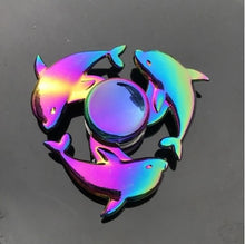 Kép betöltése a galériamegjelenítőbe: Rainbow Metal Finger Spinner
