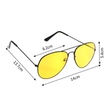 Kép betöltése a galériamegjelenítőbe: Polarizer Sunglasses
