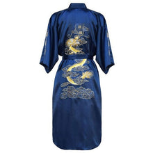 Kép betöltése a galériamegjelenítőbe: Hot sell Embroidery Dragon Male Sleepwear Loose Nightwear
