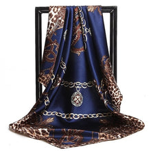 Kép betöltése a galériamegjelenítőbe: Women Fashion Print Silk Satin Scarf
