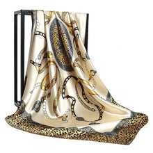 Kép betöltése a galériamegjelenítőbe: Women Fashion Print Silk Satin Scarf
