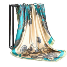 Kép betöltése a galériamegjelenítőbe: Women Fashion Print Silk Satin Scarf
