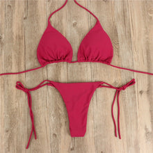 Kép betöltése a galériamegjelenítőbe: Seductive Swimwear Bikini Set
