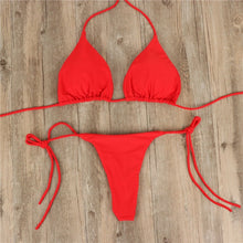 Kép betöltése a galériamegjelenítőbe: Seductive Swimwear Bikini Set
