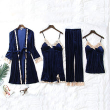 Kép betöltése a galériamegjelenítőbe: Combines comfort, elegance, and a touch of allure Pajamas Sleepwear Kit
