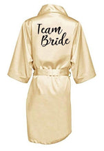 Charger l&#39;image dans la galerie, Elegance and luxury bride bridesmaid robe with white black letters
