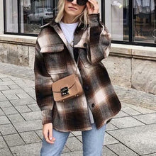 Kép betöltése a galériamegjelenítőbe: Vintage sophisticated look long sleeve woolen coats
