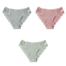 Kép betöltése a galériamegjelenítőbe: Perfect blend of comfort, Cotton Underwear 3PCS/Set
