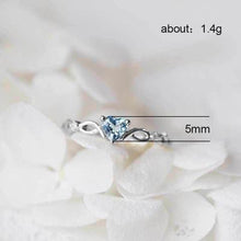 Load image into Gallery viewer, Heart Ring for ladies
