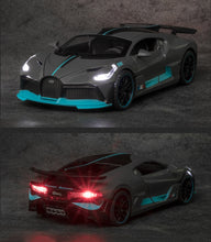 Kép betöltése a galériamegjelenítőbe: 1:32 Alloy Bugatti DIVO Super Sports Car Model
