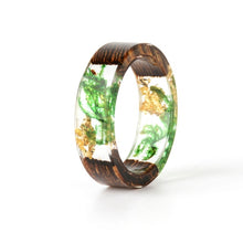 Kép betöltése a galériamegjelenítőbe: Handmade Wood Resin Ring
