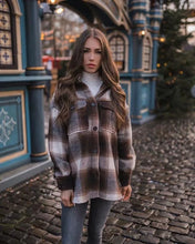 Kép betöltése a galériamegjelenítőbe: Vintage sophisticated look long sleeve woolen coats
